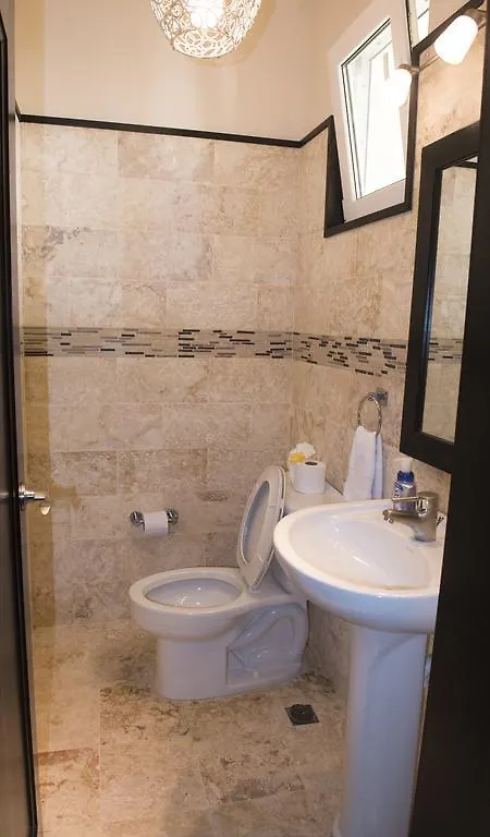 Hispaniola Luxury Ocean Front Condo Sosúa Appartement