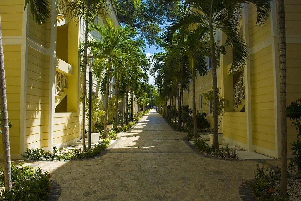 Hispaniola Luxury Ocean Front Condo Sosúa